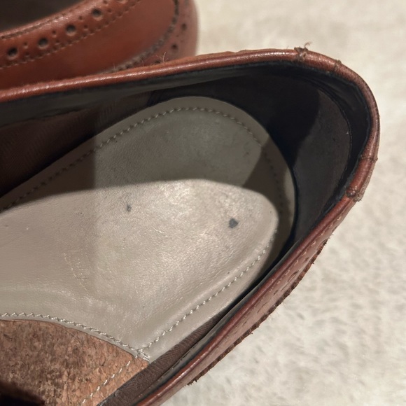 Clark’s Wingtip Leather Oxfords - Picture 7 of 11